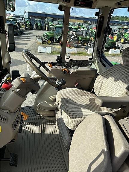 John Deere 6090M AP TRAKTOR STEPNOSE 7 of 9