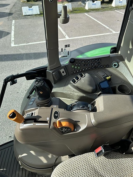 John Deere 6090M AP TRAKTOR STEPNOSE 8 of 9
