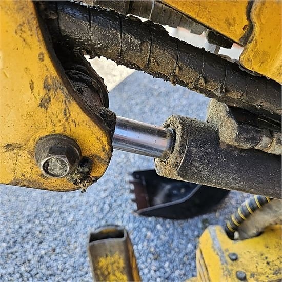 Brokk 50 - Fjernstyret elektrisk nedbrydningsrobot / remote- 30 of 30