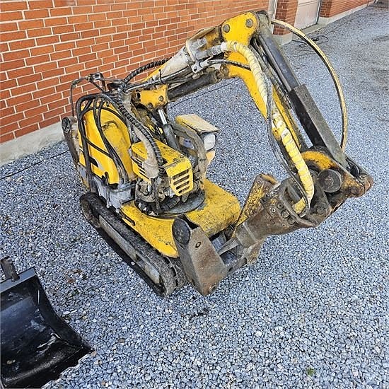 Brokk 50 - Fjernstyret elektrisk nedbrydningsrobot / remote- 10 of 30