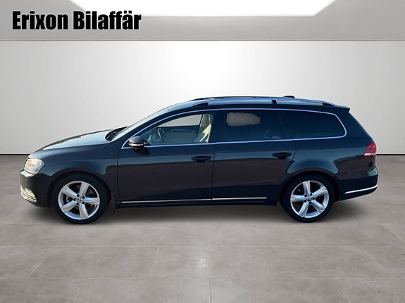 Volkswagen Passat 3 of 30