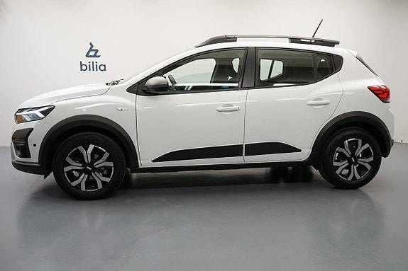Dacia Sandero Stepway 2 of 13