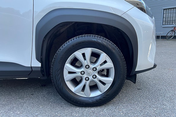 Toyota Yaris Cross 17 of 23