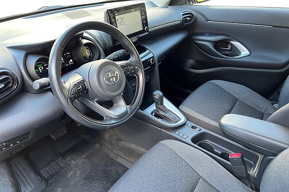 Toyota Yaris Cross 14 of 23