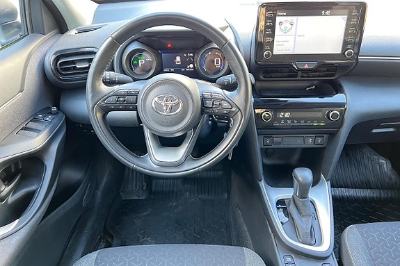 Toyota Yaris Cross 10 of 23