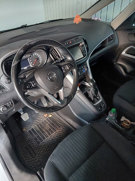 Opel Zafira Tourer 6 of 7