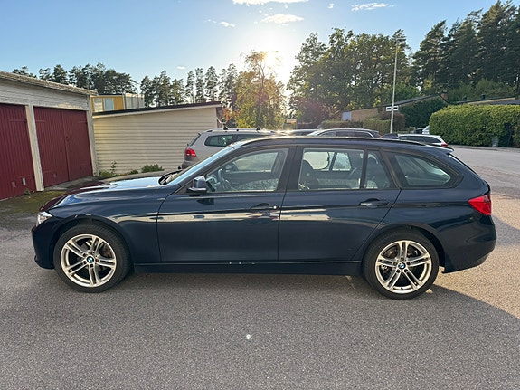 BMW 320d 3 of 6