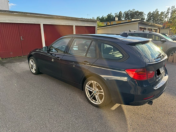 BMW 320d 5 of 6