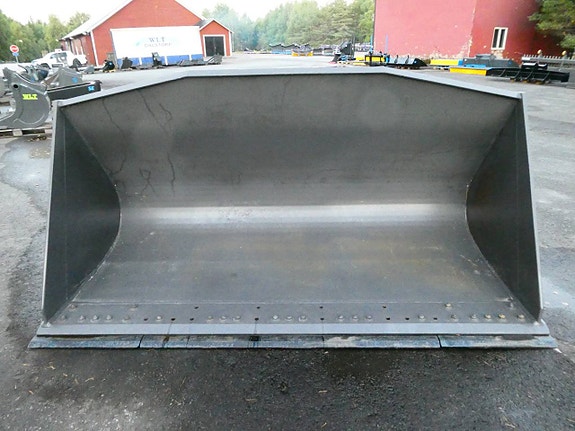 Volvo 3kbm Grusskopa med bultat Sparskär L90,L110,L120 6 of 6
