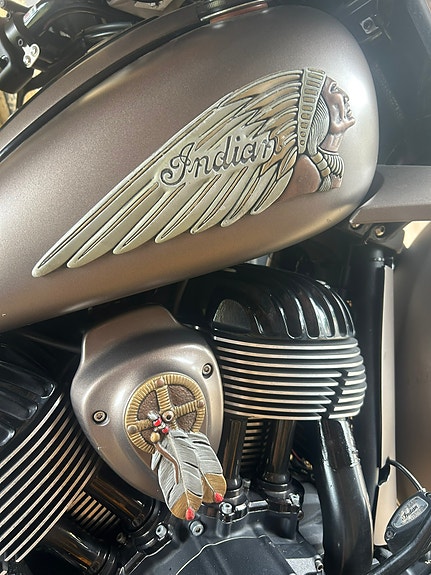 INDIAN Chieftain Dark Horse 7 of 9