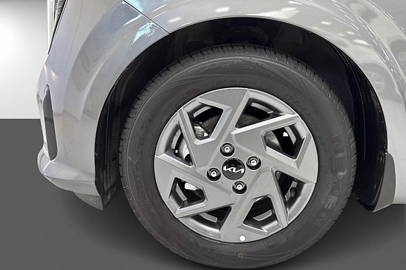 Kia Picanto 15 of 17