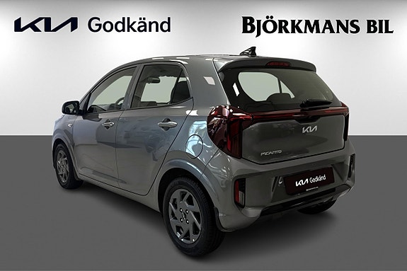 Kia Picanto 6 of 17