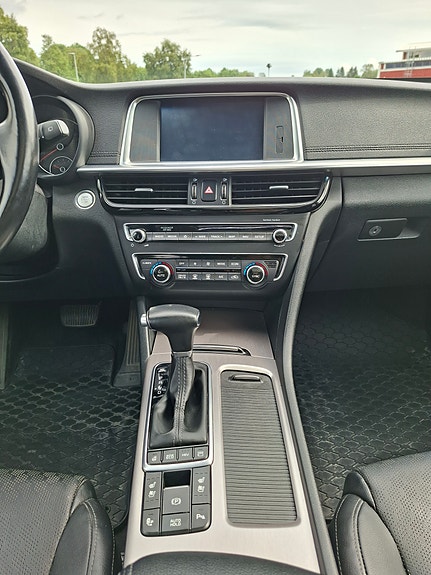 Kia Optima 6 of 13