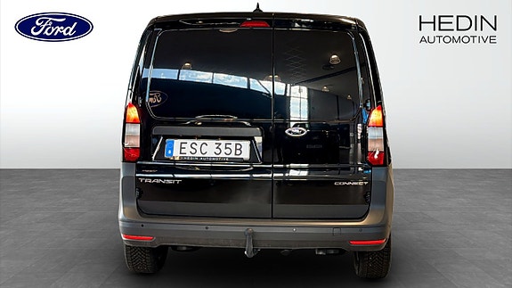 Ford Transit Connect 7 of 10
