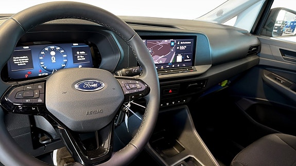 Ford Transit Connect 4 of 10