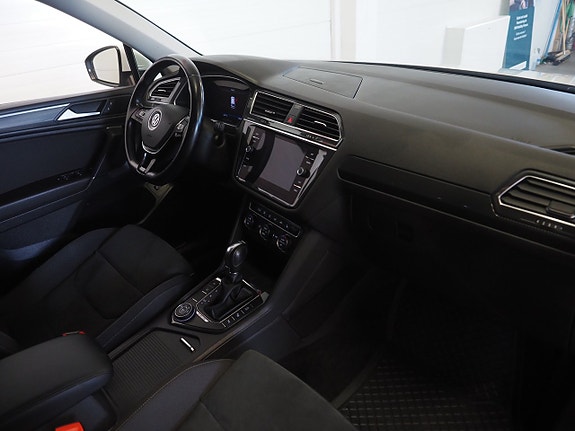 Volkswagen Tiguan Allspace 14 of 25