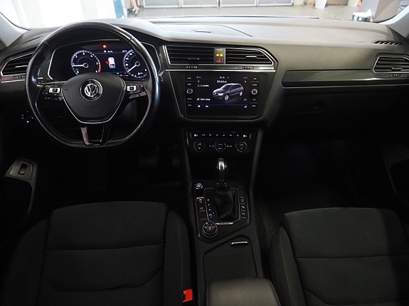 Volkswagen Tiguan Allspace 16 of 25