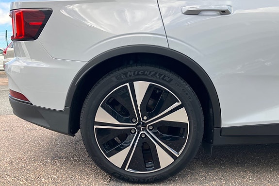 Polestar 2 13 of 23