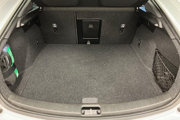 Polestar 2 10 of 23