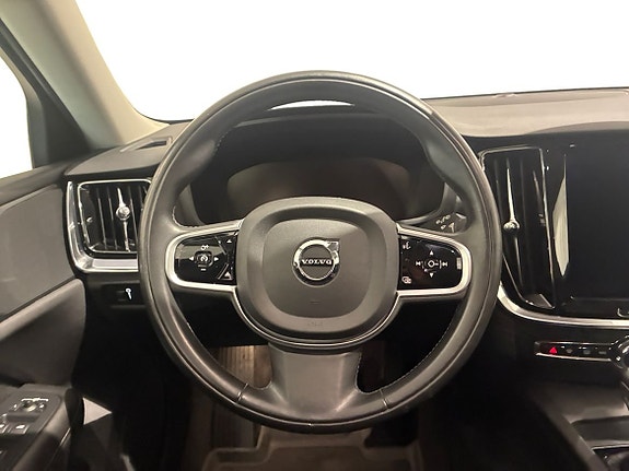 Volvo V60 11 of 14