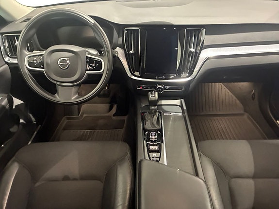 Volvo V60 6 of 14