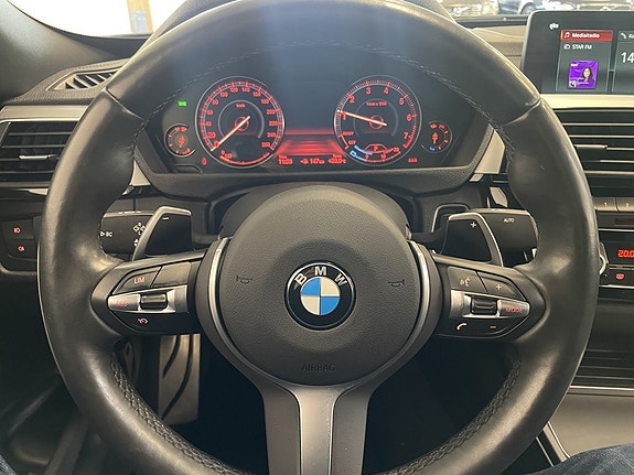 BMW 320 15 of 26