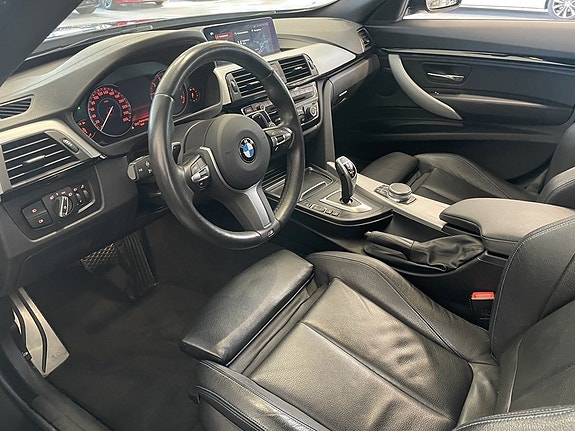 BMW 320 16 of 26