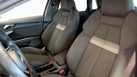 Audi A3 8 of 15
