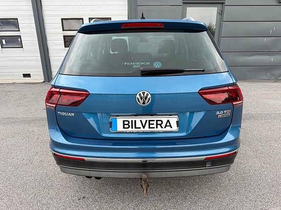Volkswagen Tiguan 5 of 12