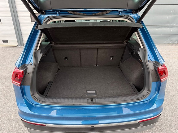 Volkswagen Tiguan 12 of 12