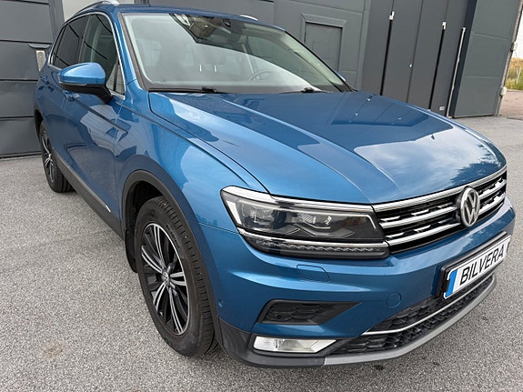 Volkswagen Tiguan 3 of 12