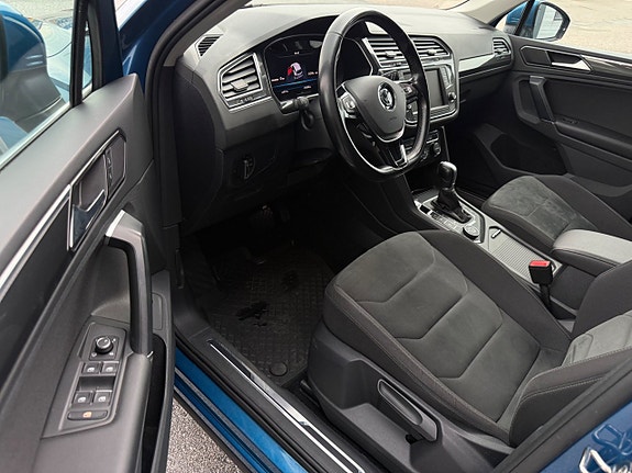 Volkswagen Tiguan 7 of 12