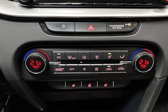 Kia Ceed 13 of 19