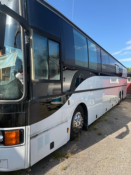 Volvo Van Hool 7 of 7