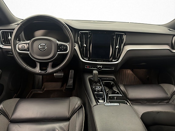 Volvo V60 15 of 30