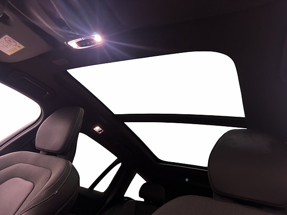 Volvo V60 11 of 30