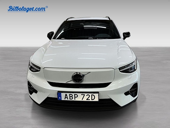 Volvo EX40 3 of 15