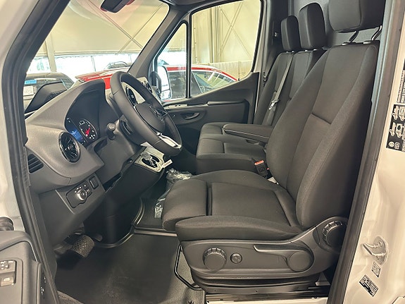 Mercedes-Benz Sprinter 317 7 of 14