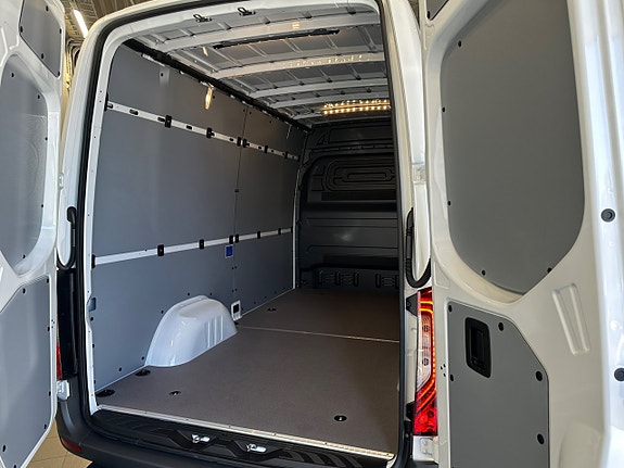 Mercedes-Benz Sprinter 317 13 of 14