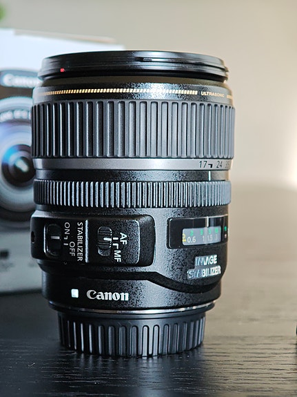 Canon EOS 550D + EF-S 17-85mm f/4-5.6 IS USM image 2