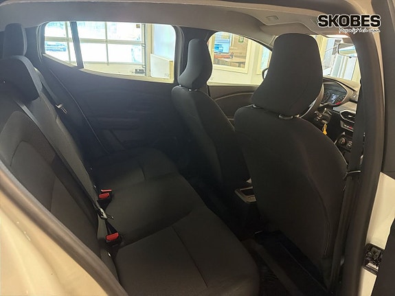 Dacia Sandero 9 of 20