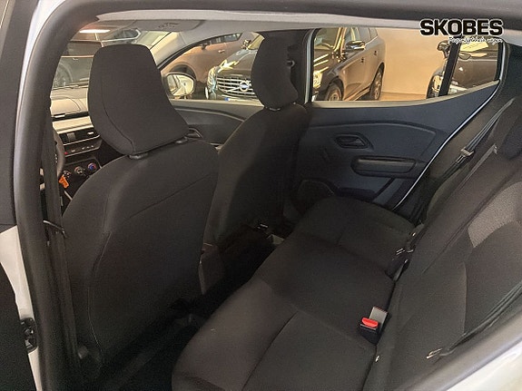 Dacia Sandero 8 of 20