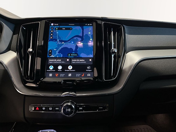 Volvo XC60 13 of 14