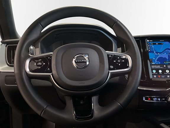Volvo XC60 11 of 14