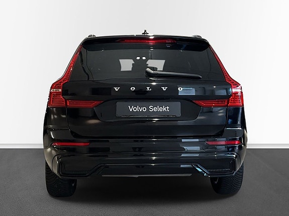 Volvo XC60 8 of 14