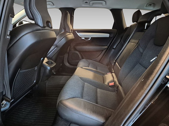 Volvo V90 9 of 12