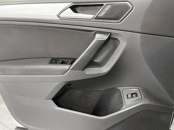 Volkswagen Tiguan 20 of 25