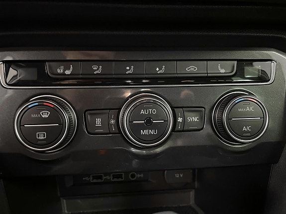 Volkswagen Tiguan 25 of 25