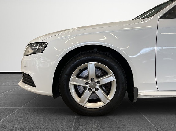 Audi A4 4 of 22
