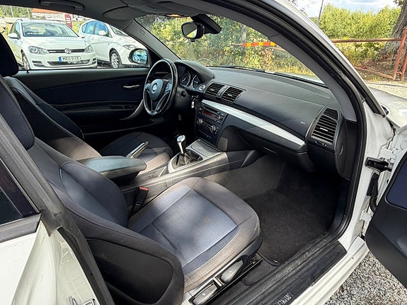 BMW 118d 14 of 18